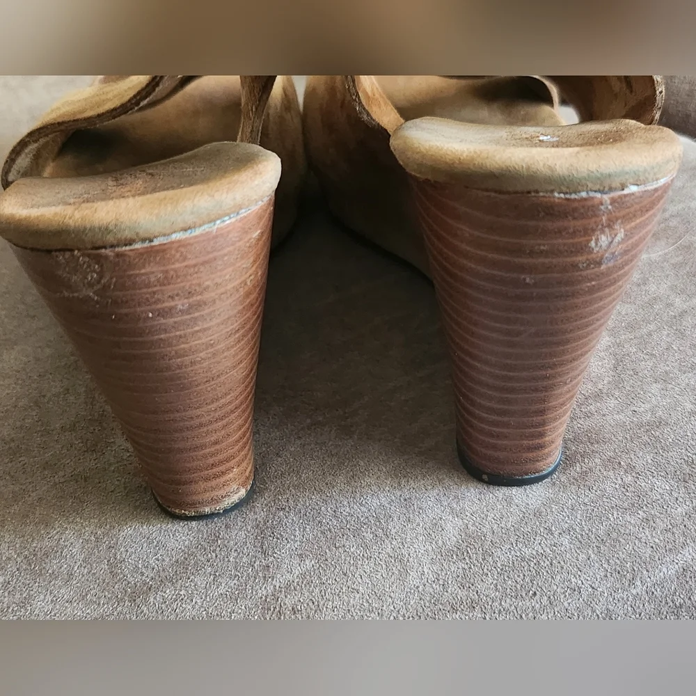 UGG Hazel Suede Wedge Sandals Open Toe